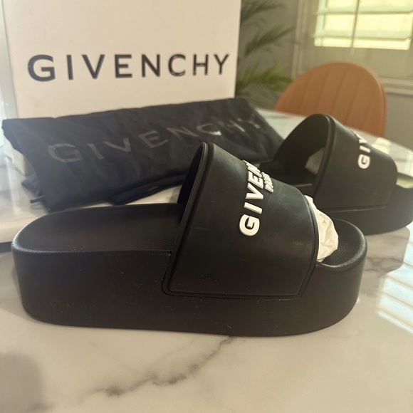 Givenchy Platform Slides - Picture 4 of 5
